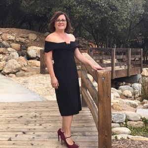 Meet your Posher, Dena